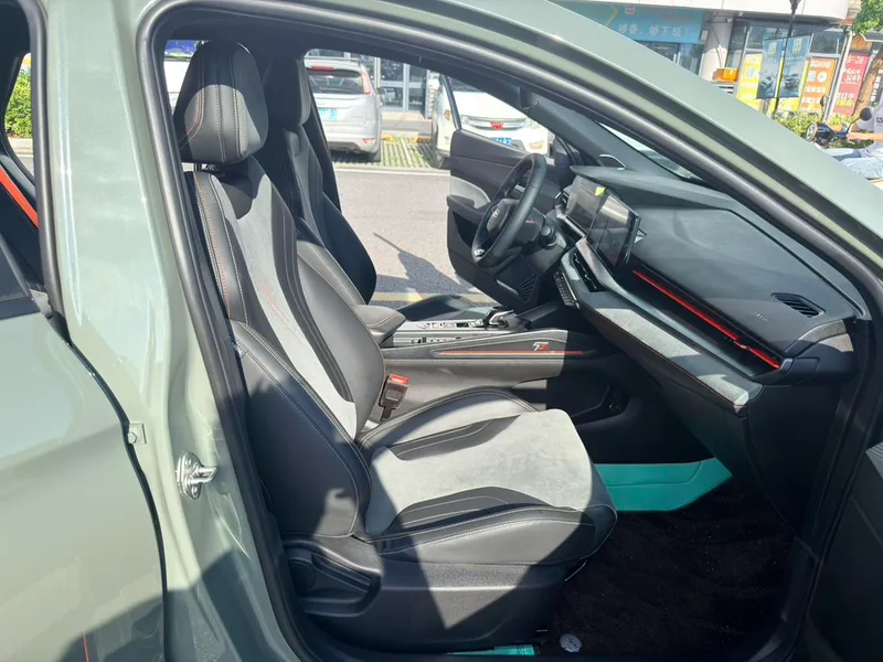 Geely Binrui 2022 Binrui COOL 1.5T DCT Versión Thunder interior foto 8 Geely Binrui 2022 Binrui COOL 1.5T DCT Versión Thunder interior foto 8