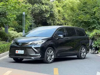 Toyota Sienna 2023 Модификация Двойной двигатель 2.5L Премиум-версия