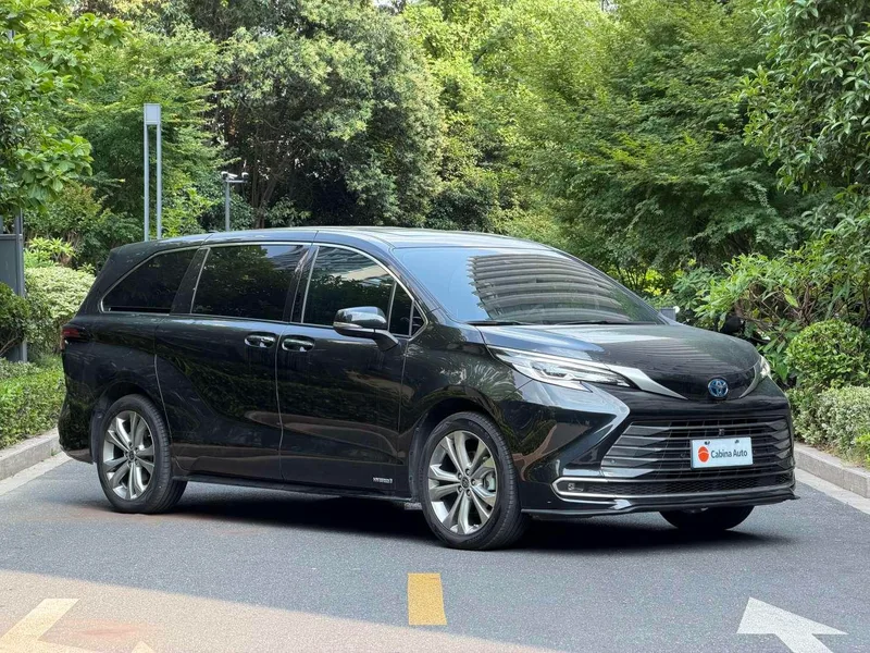 Toyota Sienna 2023 Reforma Doble motor 2.5L Versión de lujo exterior foto 3