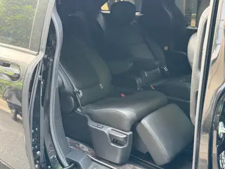 Toyota Sienna 2023 Reforma Doble motor 2.5L Versión de lujo interior foto 16