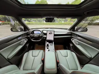 Geely Boyue 2024 1.5TD Intelligent Connection+ interior photo 12 Geely Boyue 2024 1.5TD Intelligent Connection+ interior photo 12