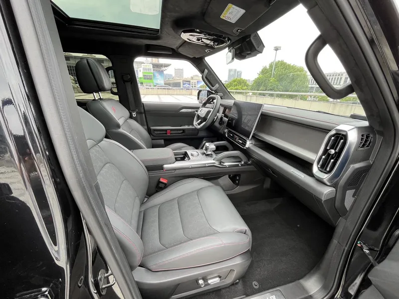 Jetour T2 2023 2.0TD Tracción a las cuatro ruedas Conquista interior foto 11 Jetour T2 2023 2.0TD Tracción a las cuatro ruedas Conquista interior foto 11