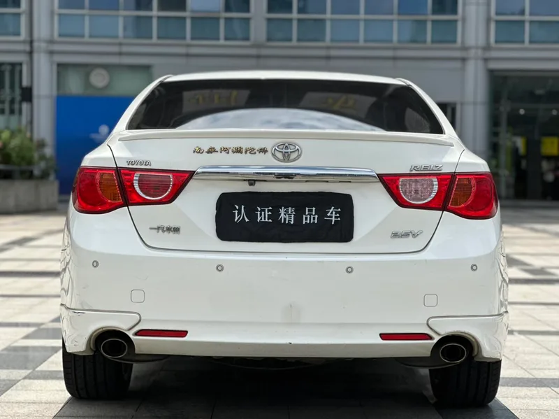 Toyota Reiz 2012 2.5V Comportamiento Elite Hyun Edition exterior foto 4