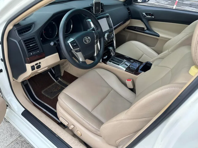 Toyota Reiz 2012 2.5V Comportamiento Elite Hyun Edition interior foto 13