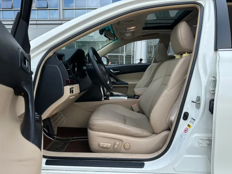 Toyota Reiz 2012 2.5V Comportamiento Elite Hyun Edition interior foto 19