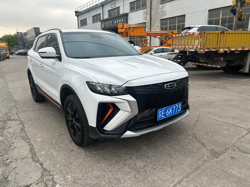 Geely Boyue 2022 Boyue X 1.8TD DCT Zhizun type exterior photo 2 Geely Boyue 2022 Boyue X 1.8TD DCT Zhizun type exterior photo 2
