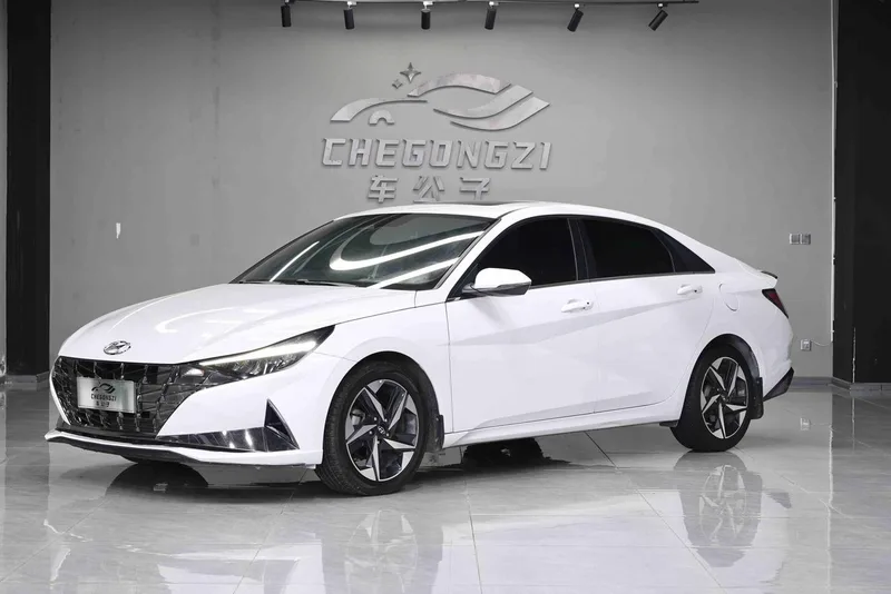 Hyundai Elantra 2021 240TGDi DCT LUX Premium Edition exterior photo 1 Hyundai Elantra 2021 240TGDi DCT LUX Premium Edition exterior photo 1