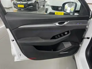 Geely Preface 2025 2.0T Oriente Yao Versión estrella interior foto 8 Geely Preface 2025 2.0T Oriente Yao Versión estrella interior foto 8