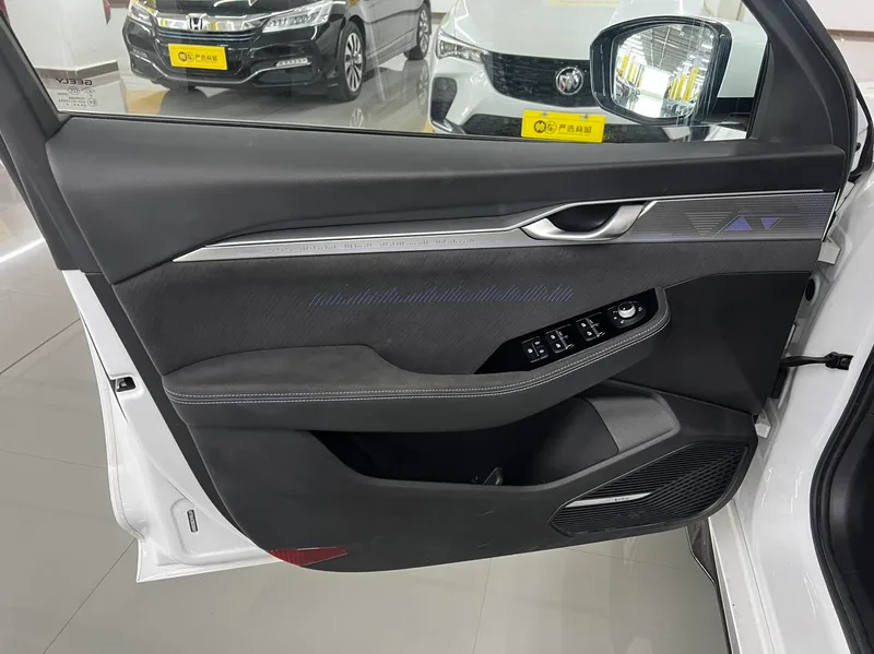 Geely Preface 2025 2.0T Oriente Yao Versión estrella interior foto 8 Geely Preface 2025 2.0T Oriente Yao Versión estrella interior foto 8