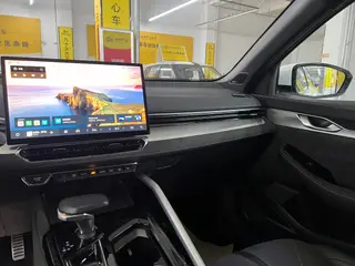 Geely Preface 2025 2.0T Oriente Yao Versión estrella interior foto 12 Geely Preface 2025 2.0T Oriente Yao Versión estrella interior foto 12