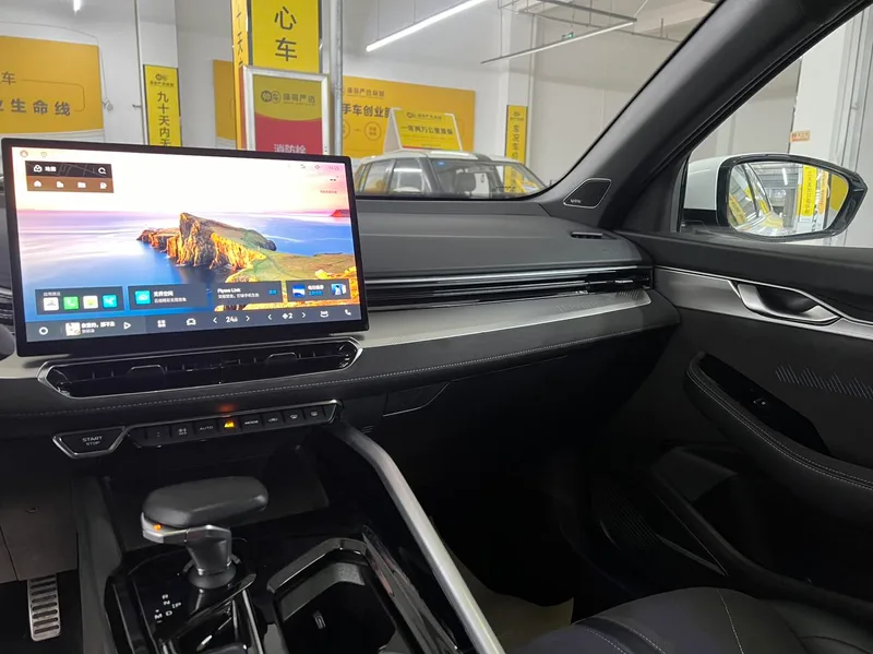 Geely Preface 2025 2.0T Oriente Yao Versión estrella interior foto 12 Geely Preface 2025 2.0T Oriente Yao Versión estrella interior foto 12
