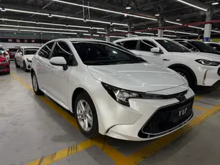 Toyota Levin 2021 185T CVT Edición de lujo exterior foto 3 Toyota Levin 2021 185T CVT Edición de lujo exterior foto 3