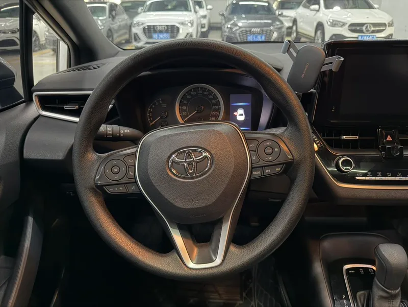 Toyota Levin 2021 185T CVT Edición de lujo interior foto 8 Toyota Levin 2021 185T CVT Edición de lujo interior foto 8
