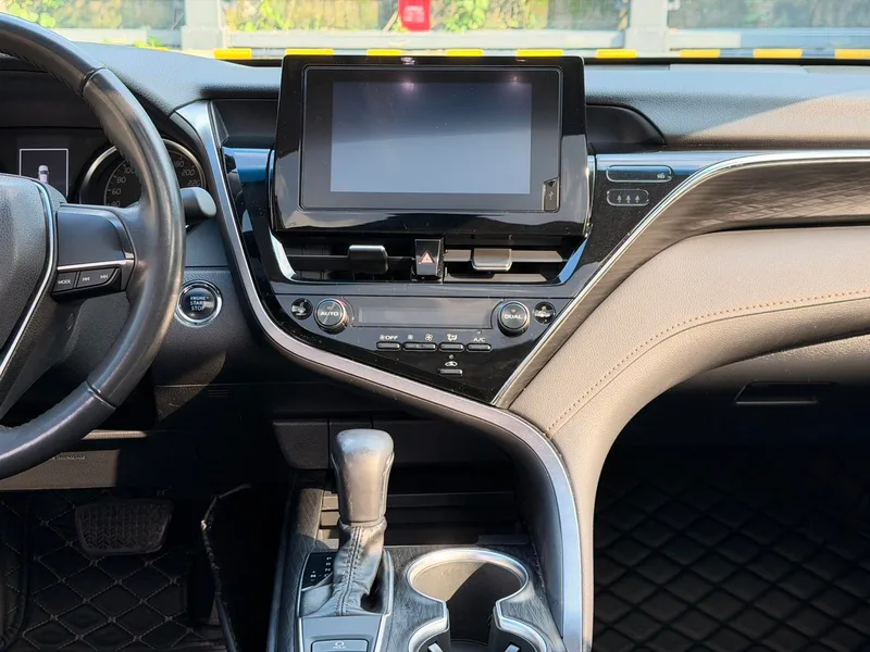 Toyota Camry 2023 2.0S Knight Edition interior photo 9 Toyota Camry 2023 2.0S Knight Edition interior photo 9