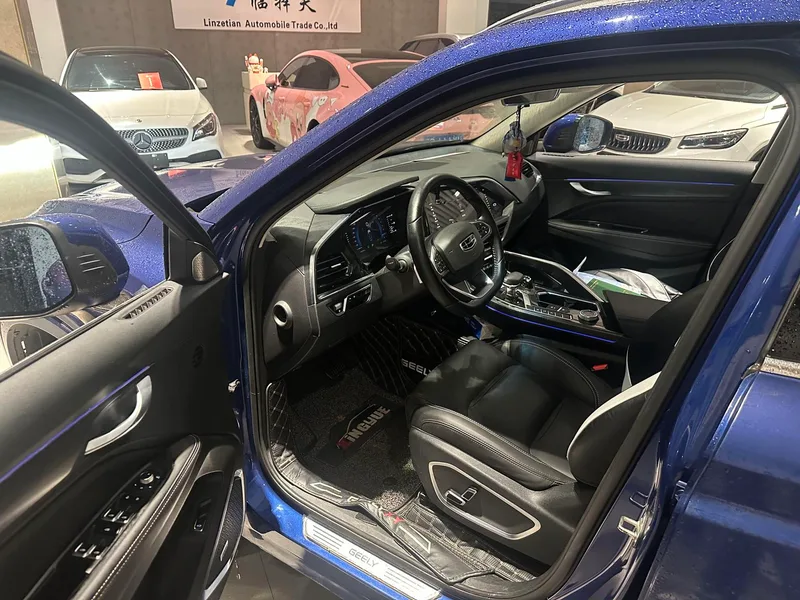 Geely Xingyue 2019 350T Estrella brillante interior foto 7 Geely Xingyue 2019 350T Estrella brillante interior foto 7