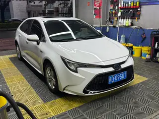 Toyota Levin 2022 Doble motor 1.8H E-CVT Edición de lujo exterior foto 3 Toyota Levin 2022 Doble motor 1.8H E-CVT Edición de lujo exterior foto 3