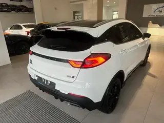 Geely Emgrand S 2021 1.4T CVT Acabado premium exterior foto 4 Geely Emgrand S 2021 1.4T CVT Acabado premium exterior foto 4