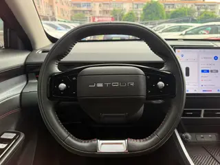Jetour Dasheng 2023 1.5T DCT Estrellas PRO+ interior foto 13 Jetour Dasheng 2023 1.5T DCT Estrellas PRO+ interior foto 13