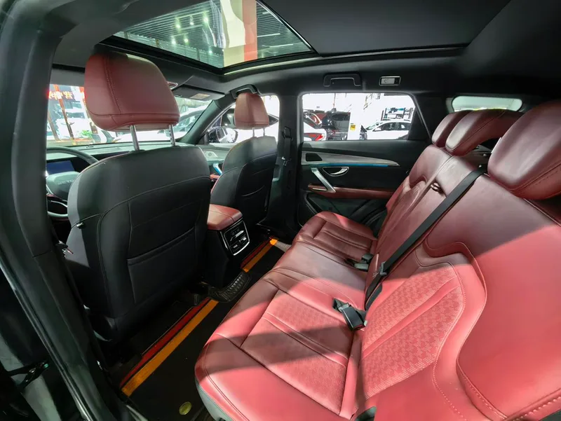 Jetour X70 PRO 2023 1.5T DCT Cómodo 5 Asiento interior foto 11 Jetour X70 PRO 2023 1.5T DCT Cómodo 5 Asiento interior foto 11