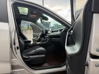 Toyota Wildlander 2022 2.0L Tracción a dos ruedas de lujo PLUS Edición interior foto 6 Toyota Wildlander 2022 2.0L Tracción a dos ruedas de lujo PLUS Edición interior foto 6