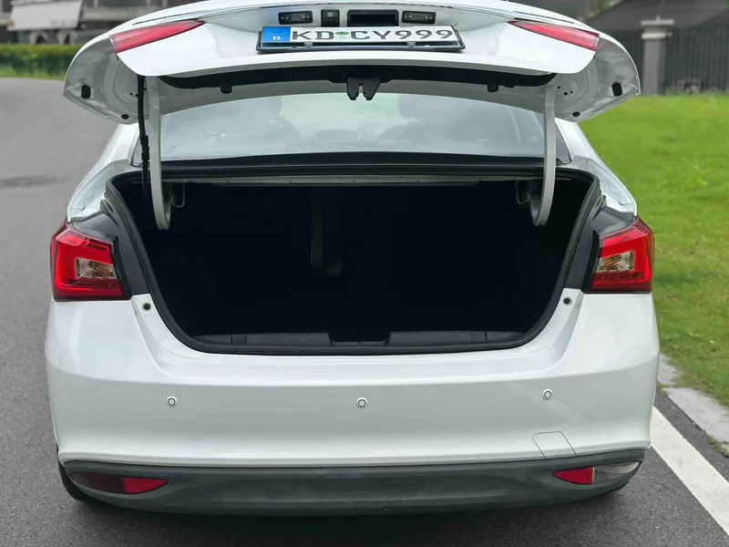 Chery Arrizo 5 2017 1.5L CVT Edición de lujo interior foto 14