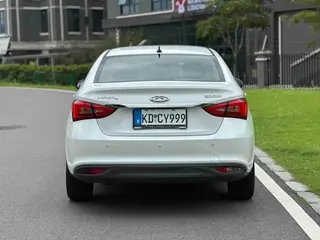 Chery Arrizo 5 2017 1.5L CVT Edición de lujo interior foto 15