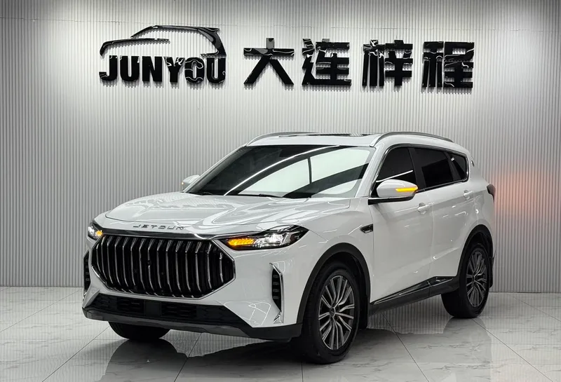 Jetour X70 PLUS 2023 1.5T DCT Valiente PLUS 5 Asiento exterior foto 1 Jetour X70 PLUS 2023 1.5T DCT Valiente PLUS 5 Asiento exterior foto 1