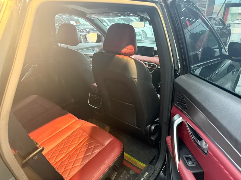 Jetour X70 PLUS 2024 Edición campeona 1.5T DCT Campeón MAX 7 Asiento interior foto 10 Jetour X70 PLUS 2024 Edición campeona 1.5T DCT Campeón MAX 7 Asiento interior foto 10