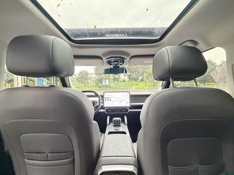 Jetour T2 2023 1.5TD Two-wheel drive Discover PRO interior photo 12 Jetour T2 2023 1.5TD Two-wheel drive Discover PRO interior photo 12