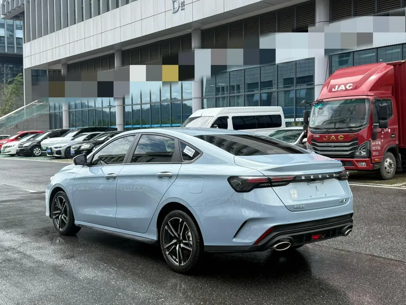 Geely Binrui 2024 Binrui COOL 1.5T DCT Edición Dragón exterior foto 4 Geely Binrui 2024 Binrui COOL 1.5T DCT Edición Dragón exterior foto 4