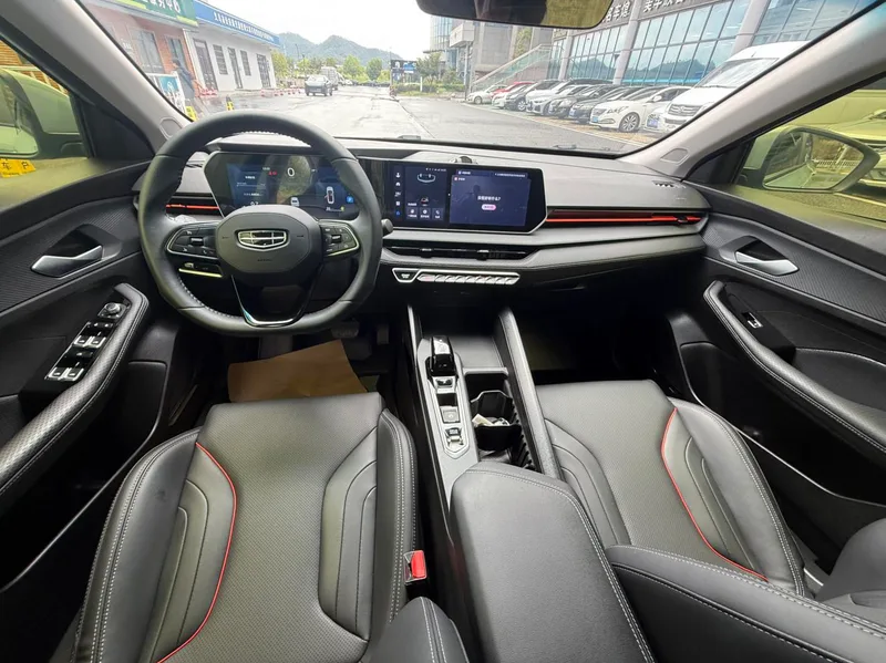 Geely Binrui 2024 Binrui COOL 1.5T DCT Edición Dragón interior foto 9 Geely Binrui 2024 Binrui COOL 1.5T DCT Edición Dragón interior foto 9