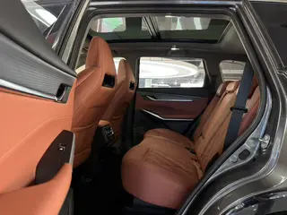 Changan CS75 PLUS 2023 Tercera generación 1.5T Tipo de lujo automático interior foto 14 Changan CS75 PLUS 2023 Tercera generación 1.5T Tipo de lujo automático interior foto 14