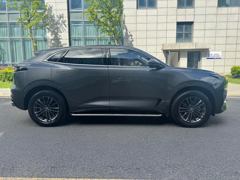 Changan UNI-K 2024 2.0T Yue Shang Type exterior photo 4 Changan UNI-K 2024 2.0T Yue Shang Type exterior photo 4