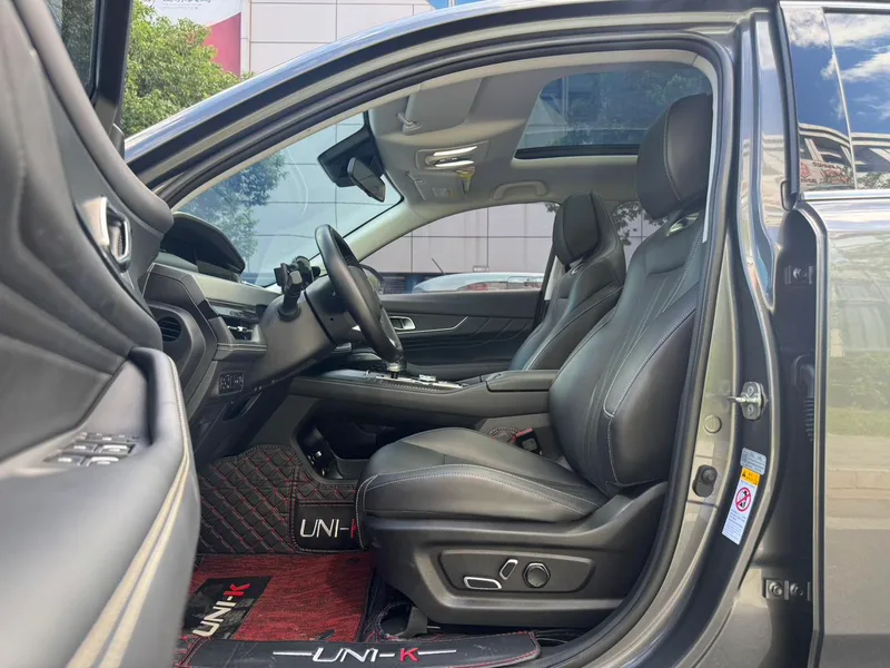 Changan UNI-K 2024 2.0T Yue Shang Type exterior photo 8 Changan UNI-K 2024 2.0T Yue Shang Type exterior photo 8