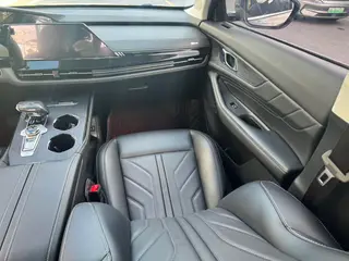 Changan UNI-K 2024 2.0T Yue Shang Type interior photo 13 Changan UNI-K 2024 2.0T Yue Shang Type interior photo 13