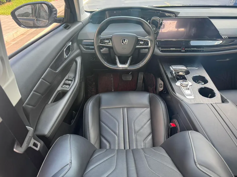 Changan UNI-K 2024 2.0T Yue Shang Type interior photo 14 Changan UNI-K 2024 2.0T Yue Shang Type interior photo 14