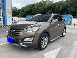 Hyundai Santa Fe 2013 Mise à jour 2.0T Type noble à quatre roues motrices automatique