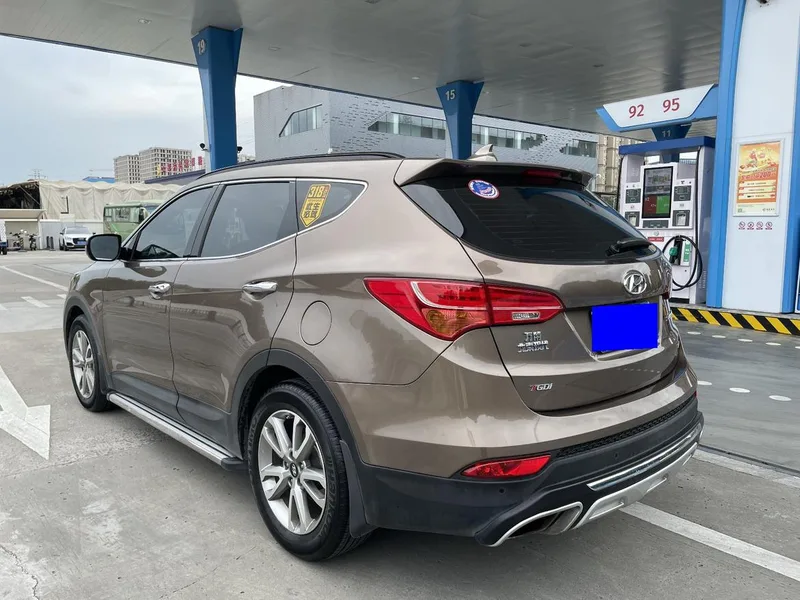 Hyundai Santa Fe 2013 Mise à jour 2.0T Type noble à quatre roues motrices automatique extérieur photo 4