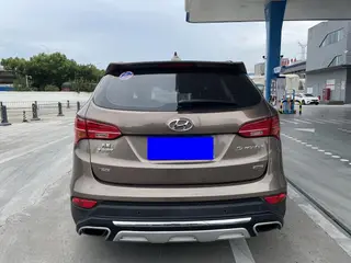 Hyundai Santa Fe 2013 Mise à jour 2.0T Type noble à quatre roues motrices automatique extérieur photo 5