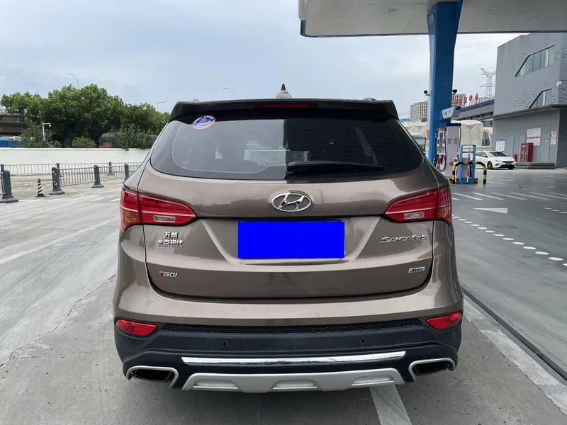 Hyundai Santa Fe 2013 Mise à jour 2.0T Type noble à quatre roues motrices automatique extérieur photo 5