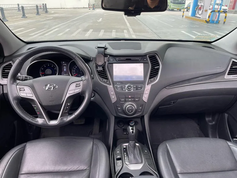 Hyundai Santa Fe 2013 Mise à jour 2.0T Type noble à quatre roues motrices automatique extérieur photo 9