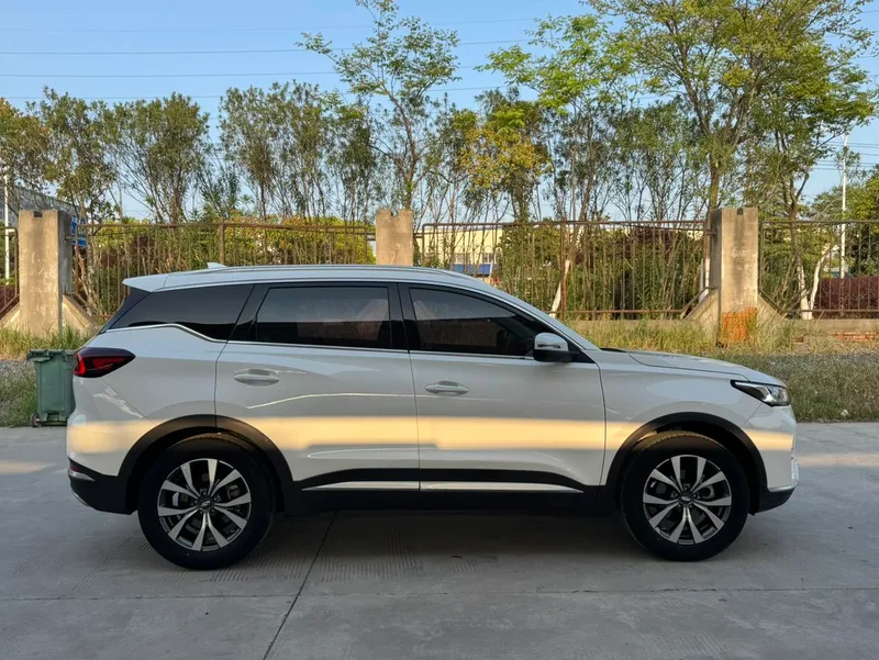 Chery Tiggo 7 2020 1.5T CVT Type de luxe extérieur photo 10 Chery Tiggo 7 2020 1.5T CVT Type de luxe extérieur photo 10