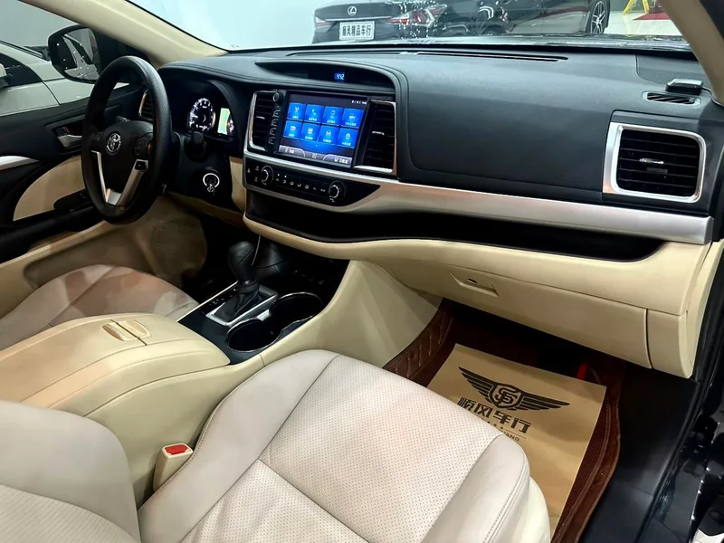 Toyota Highlander 2021 2.0T Édition Élite à quatre roues motrices 7 Siège extérieur photo 8