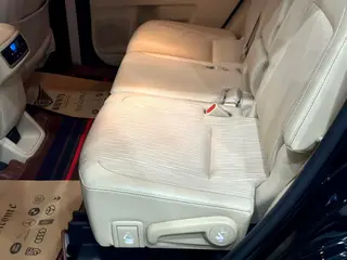 Toyota Highlander 2021 2.0T Édition Élite à quatre roues motrices 7 Siège intérieur photo 11