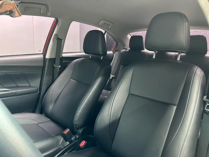 Toyota Vios 2019 1.5L CVT Version Zhixing intérieur photo 12 Toyota Vios 2019 1.5L CVT Version Zhixing intérieur photo 12