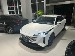 Changan Lamore 2023 1.5T GDI Type de luxe automatique