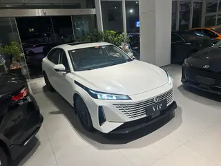 Changan Lamore 2023 1.5T GDI Type de luxe automatique extérieur photo 3