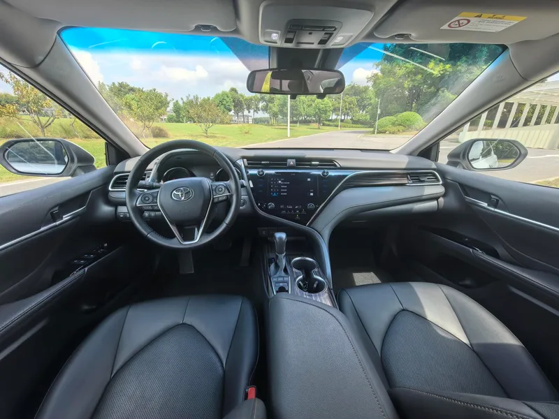 Toyota Camry 2019 2.5G Version de luxe État VI extérieur photo 4 Toyota Camry 2019 2.5G Version de luxe État VI extérieur photo 4