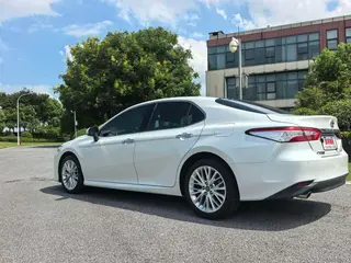 Toyota Camry 2019 2.5G Version de luxe État VI intérieur photo 11 Toyota Camry 2019 2.5G Version de luxe État VI intérieur photo 11