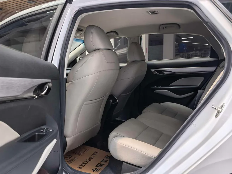 Geely Binrui 2018 14T CVT Version colorée intérieur photo 12